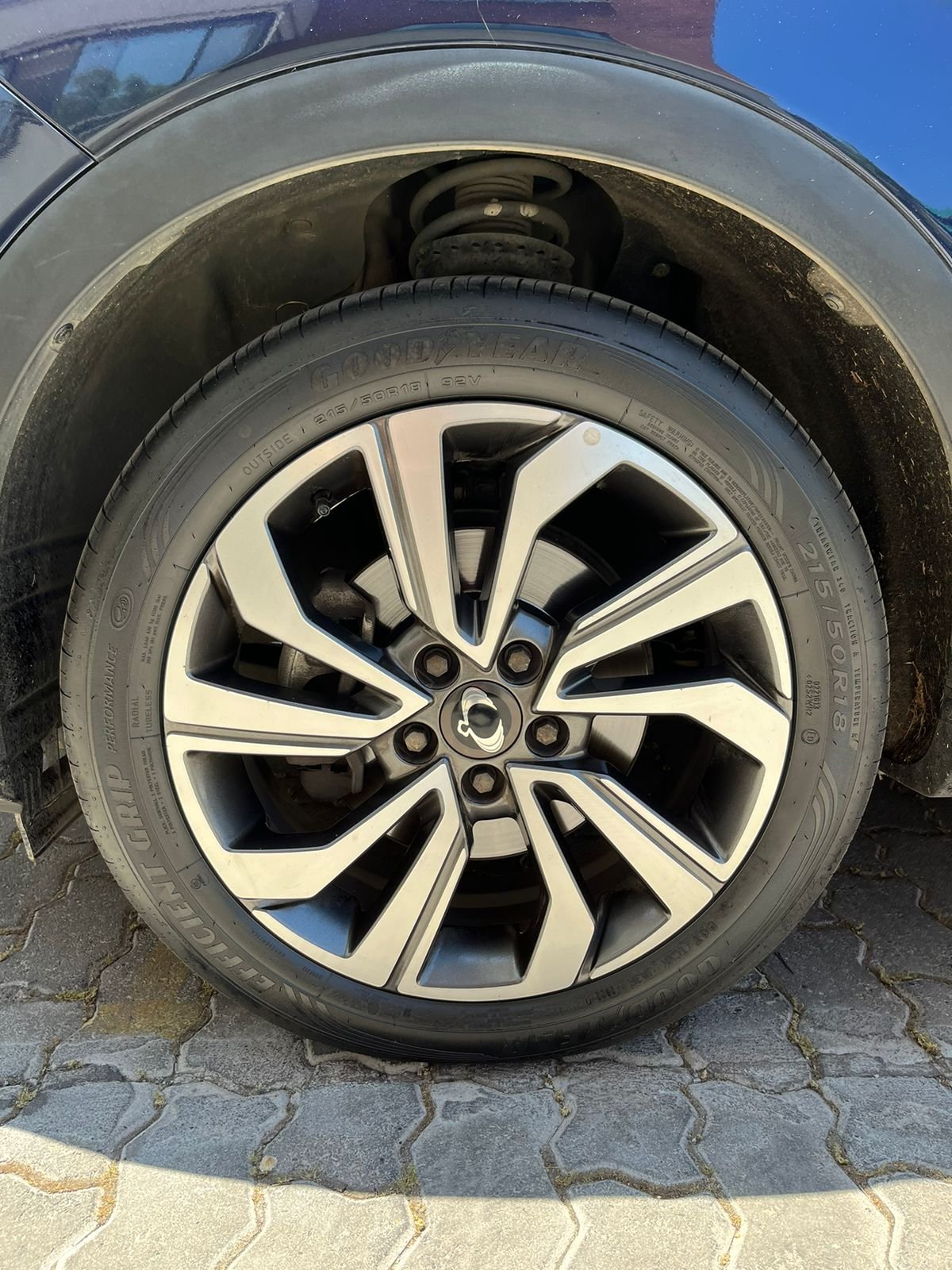 SsangYong Tivoli — foto 18 de 18