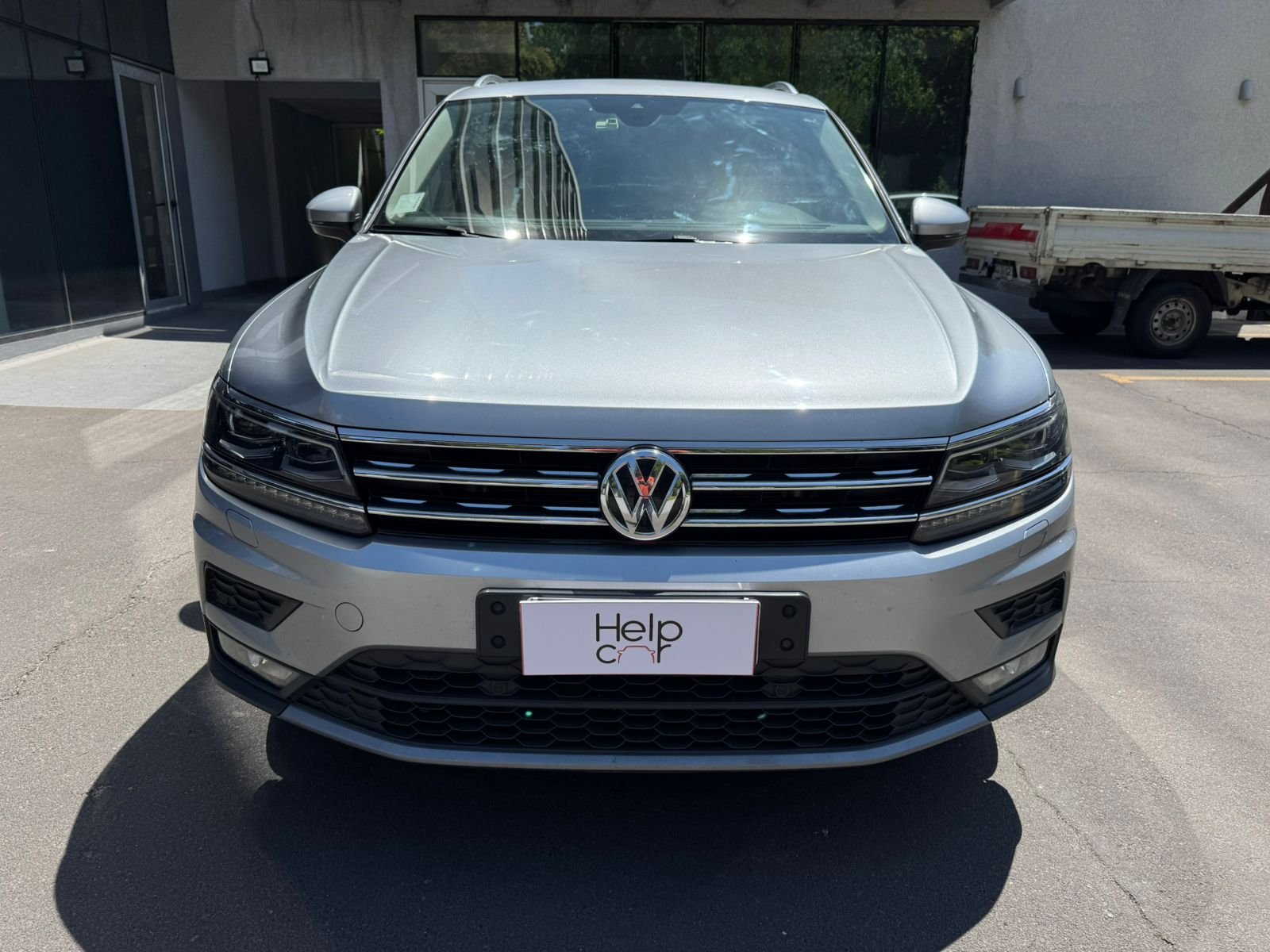 Volkswagen Tiguan — foto 7 de 20
