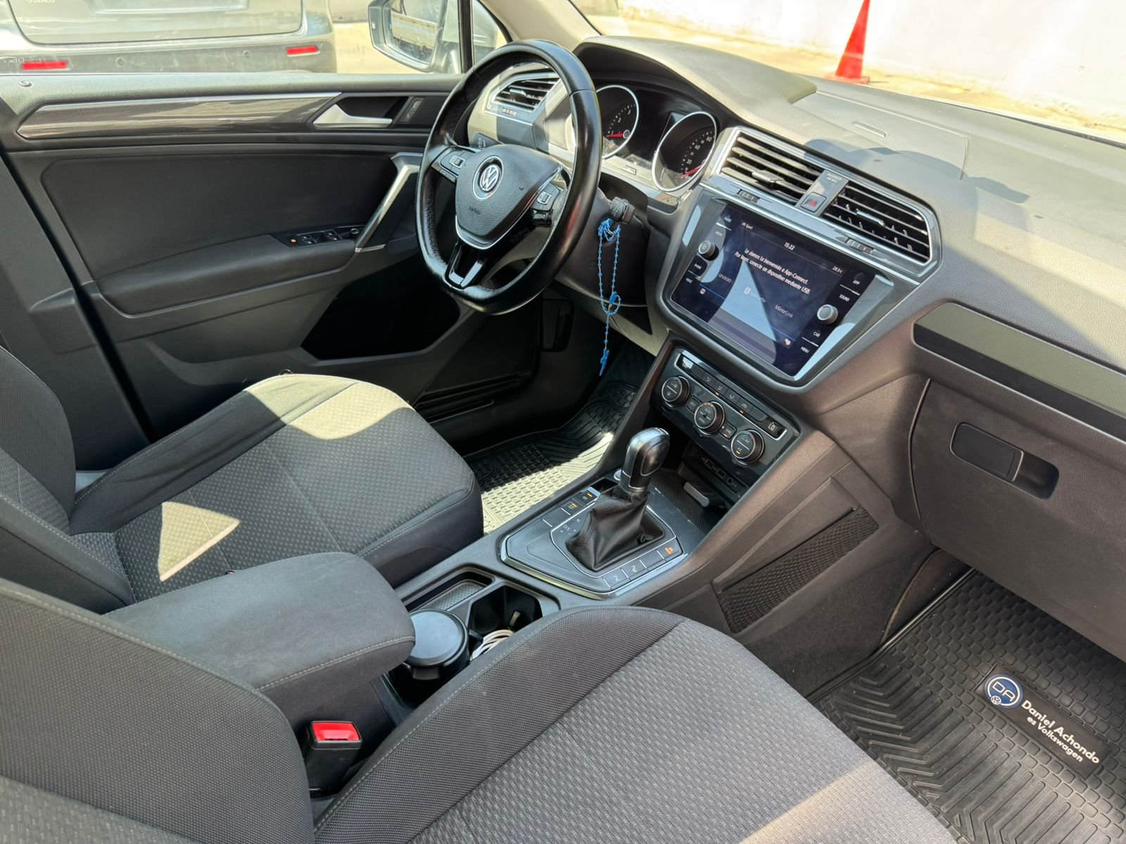 Volkswagen Tiguan — foto 14 de 20