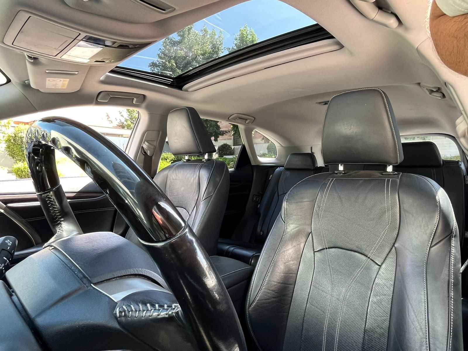 Lexus Rx350 — foto 18 de 20