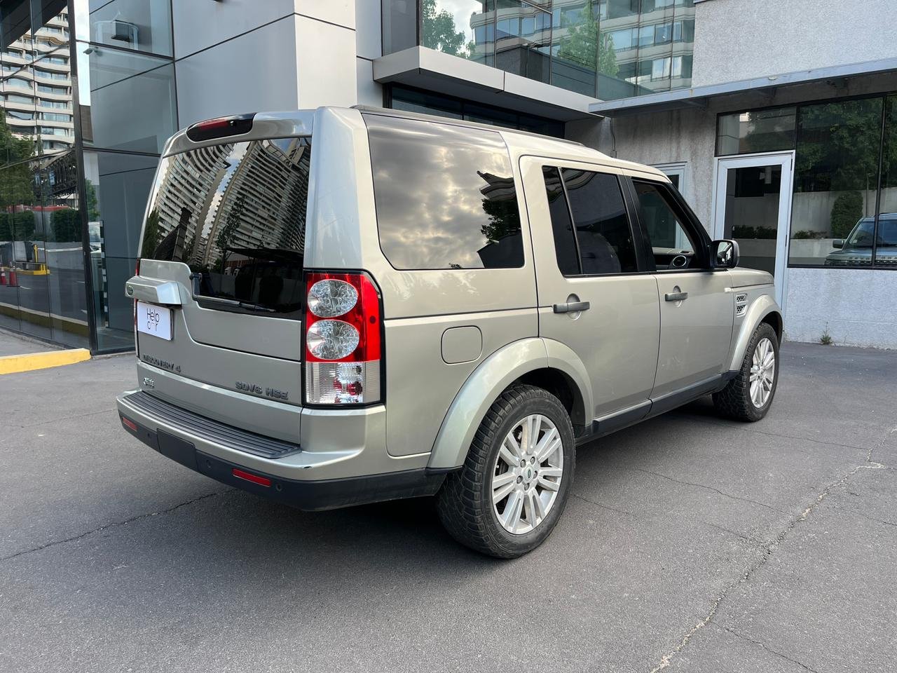 Land Rover Discovery 4 — foto 4 de 32