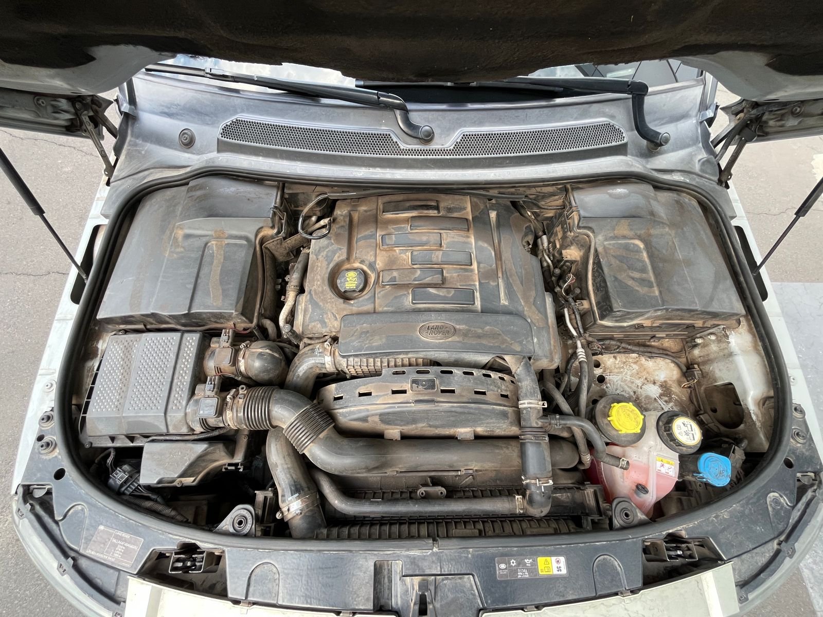 Land Rover Discovery 4 — foto 29 de 32