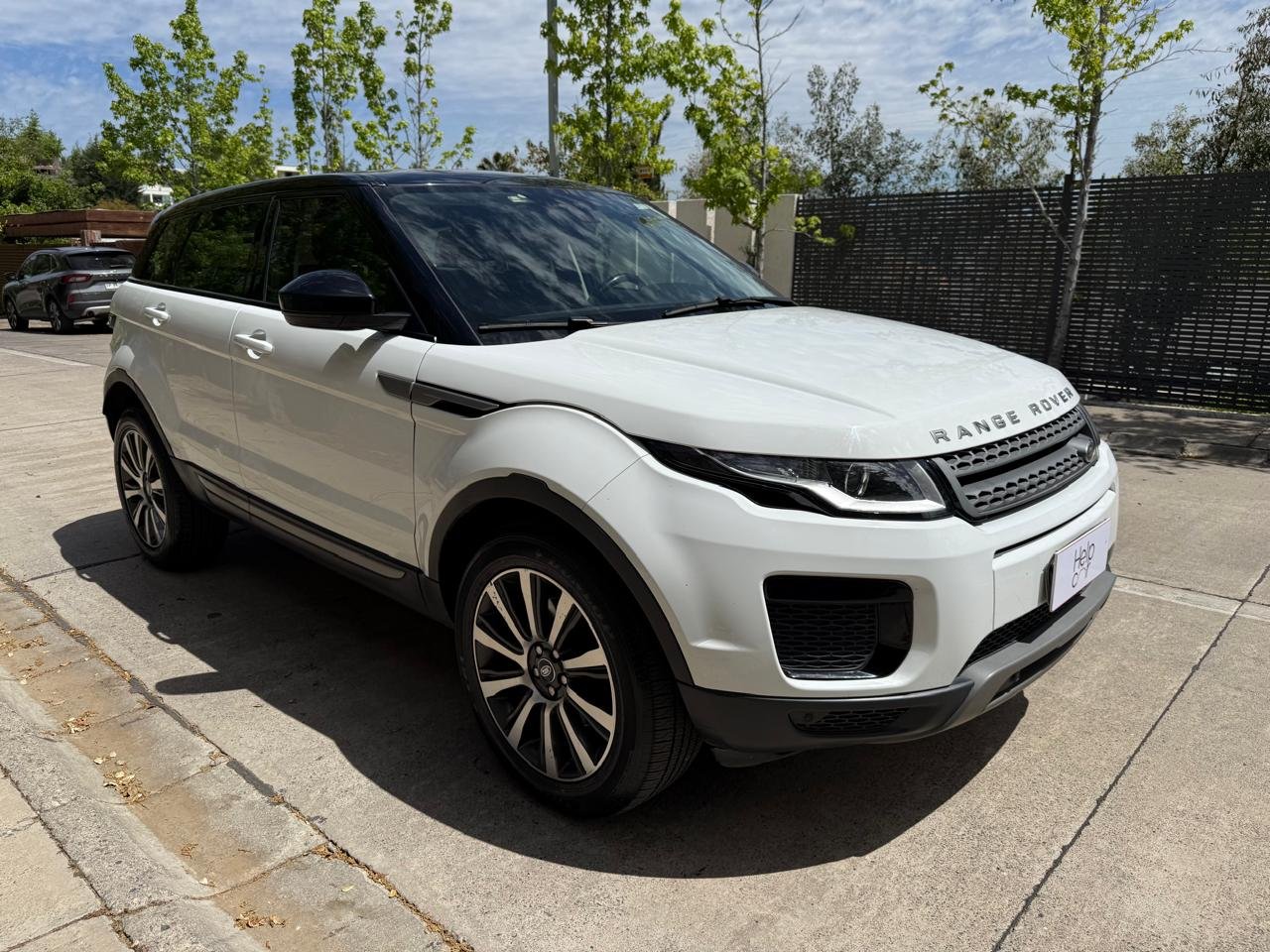 Land Rover Evoque — foto 6 de 23