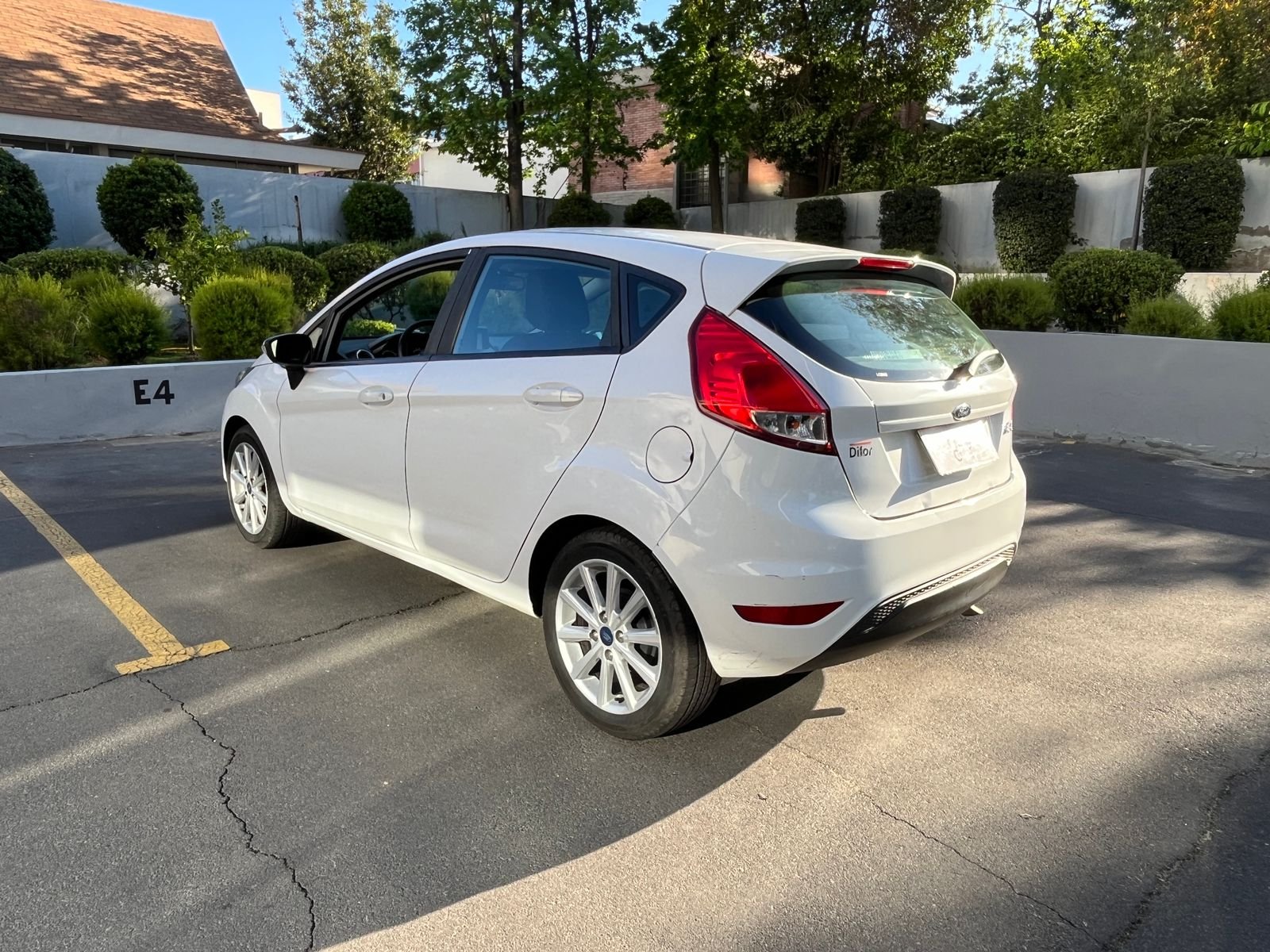 Ford Fiesta — foto 2 de 23
