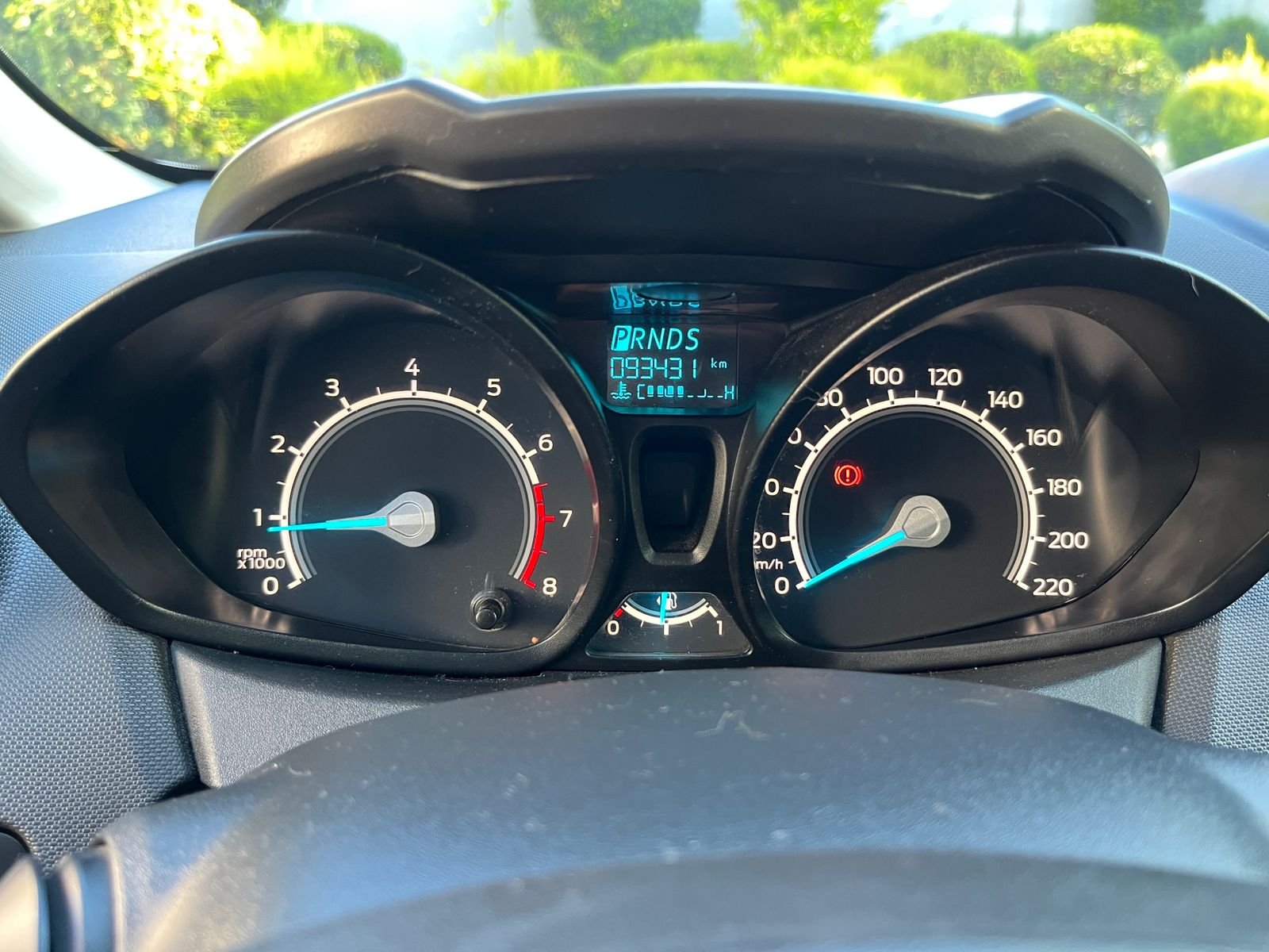 Ford Fiesta — foto 18 de 23