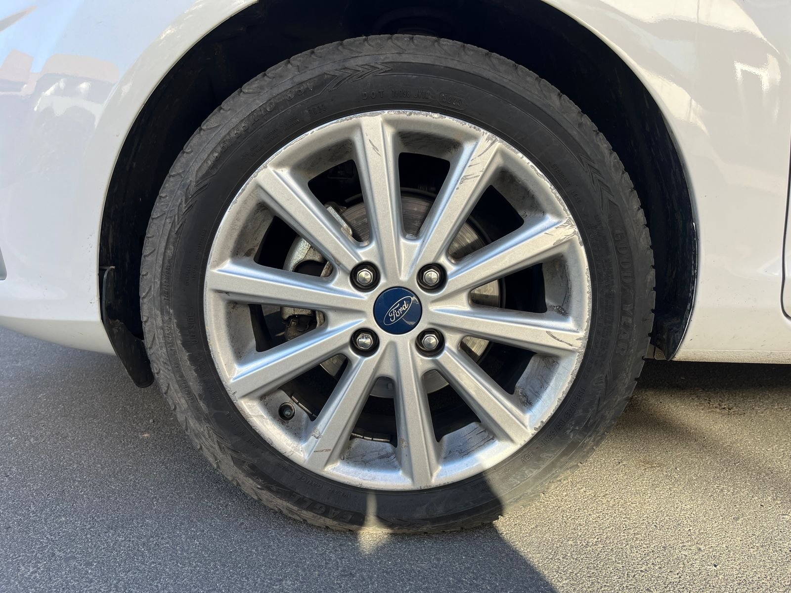 Ford Fiesta — foto 19 de 23