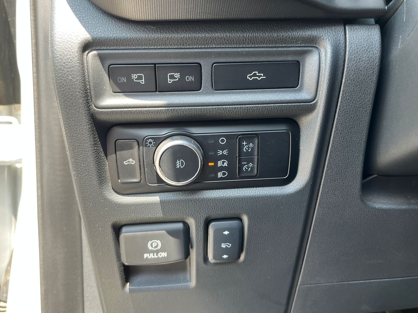 Ford F150 — foto 24 de 33