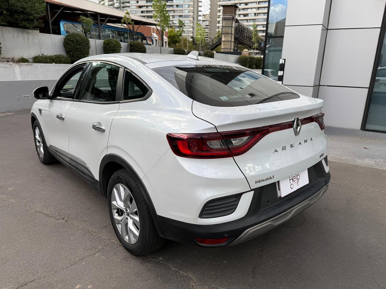 Renault Arkana — foto 2 de 21