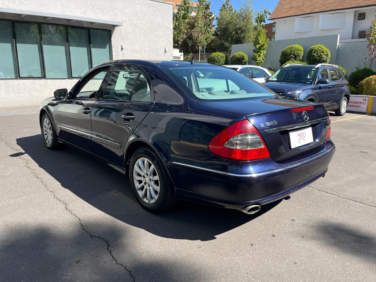 Mercedes-Benz E350 — foto 2 de 30