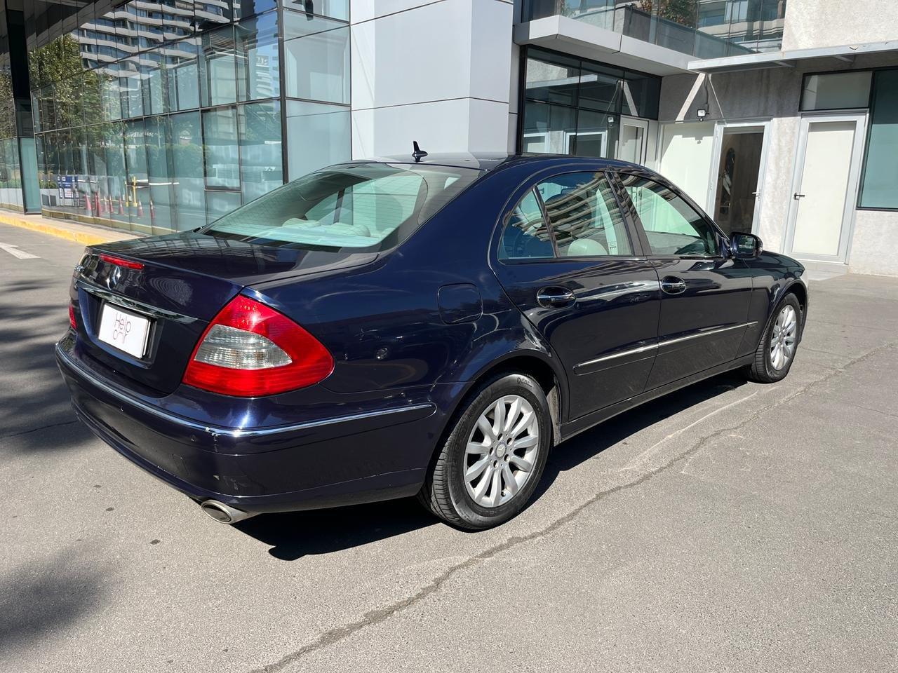 Mercedes-Benz E350 — foto 4 de 30