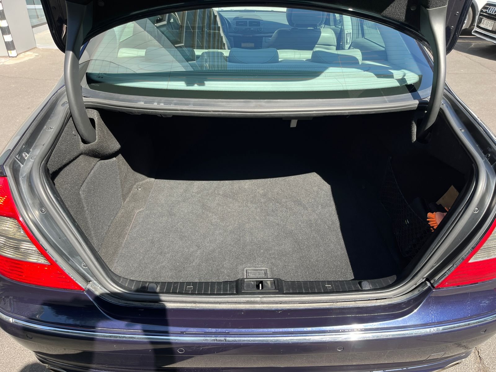 Mercedes-Benz E350 — foto 10 de 30