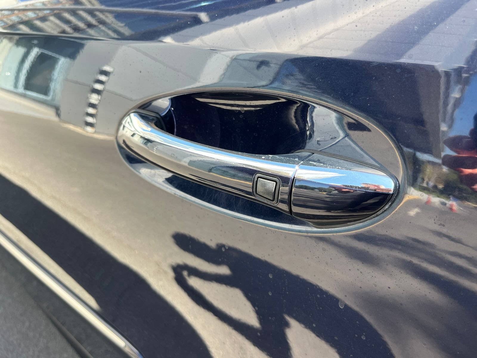 Mercedes-Benz E350 — foto 20 de 30