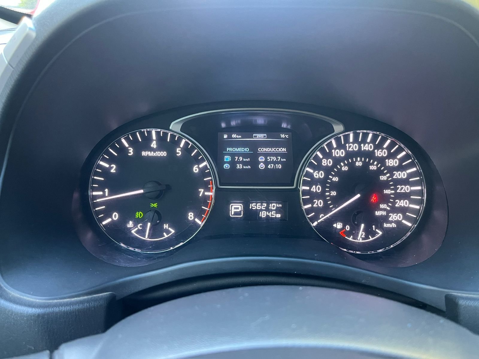 Nissan Pathfinder — foto 17 de 30