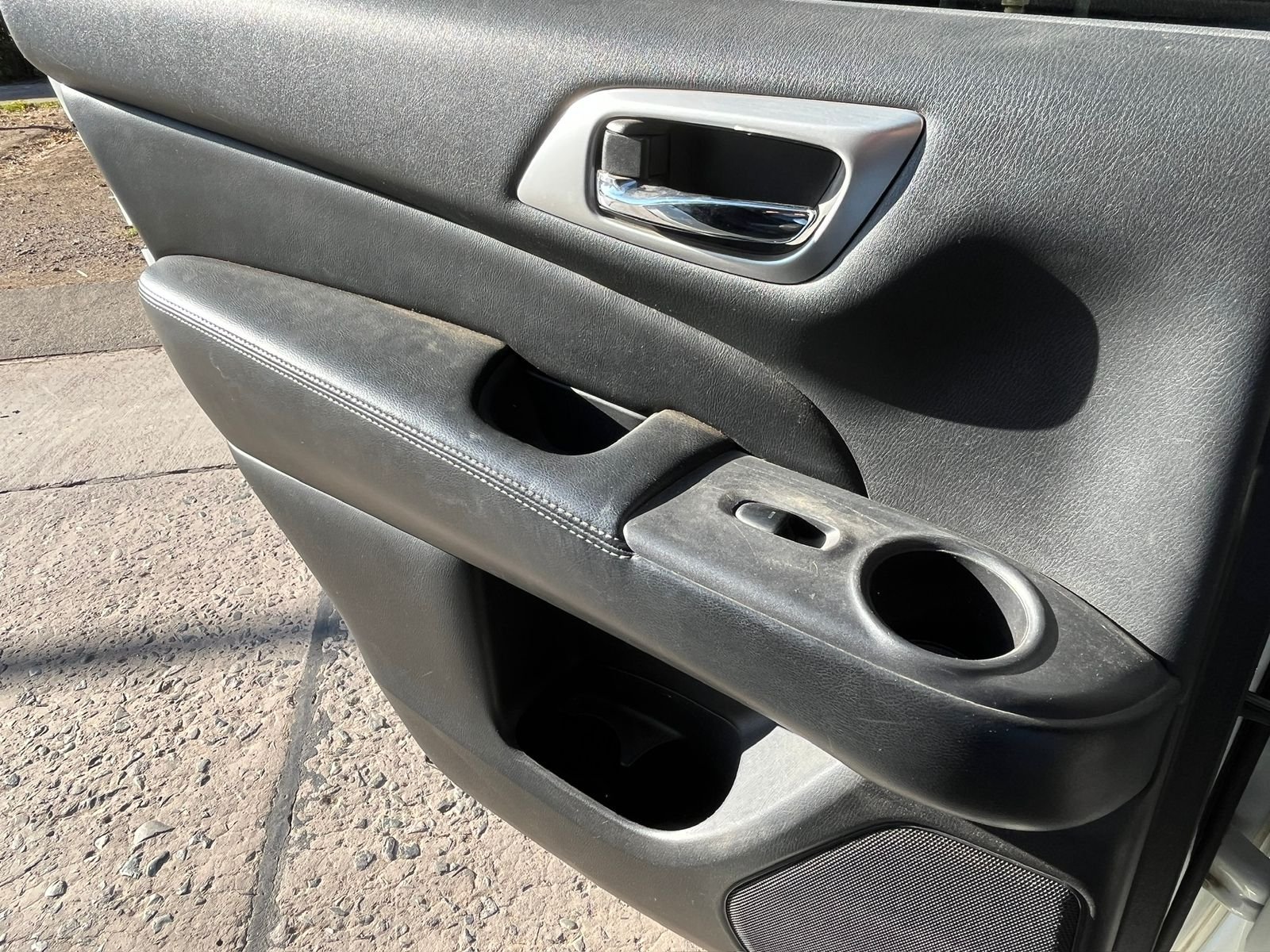 Nissan Pathfinder — foto 25 de 30