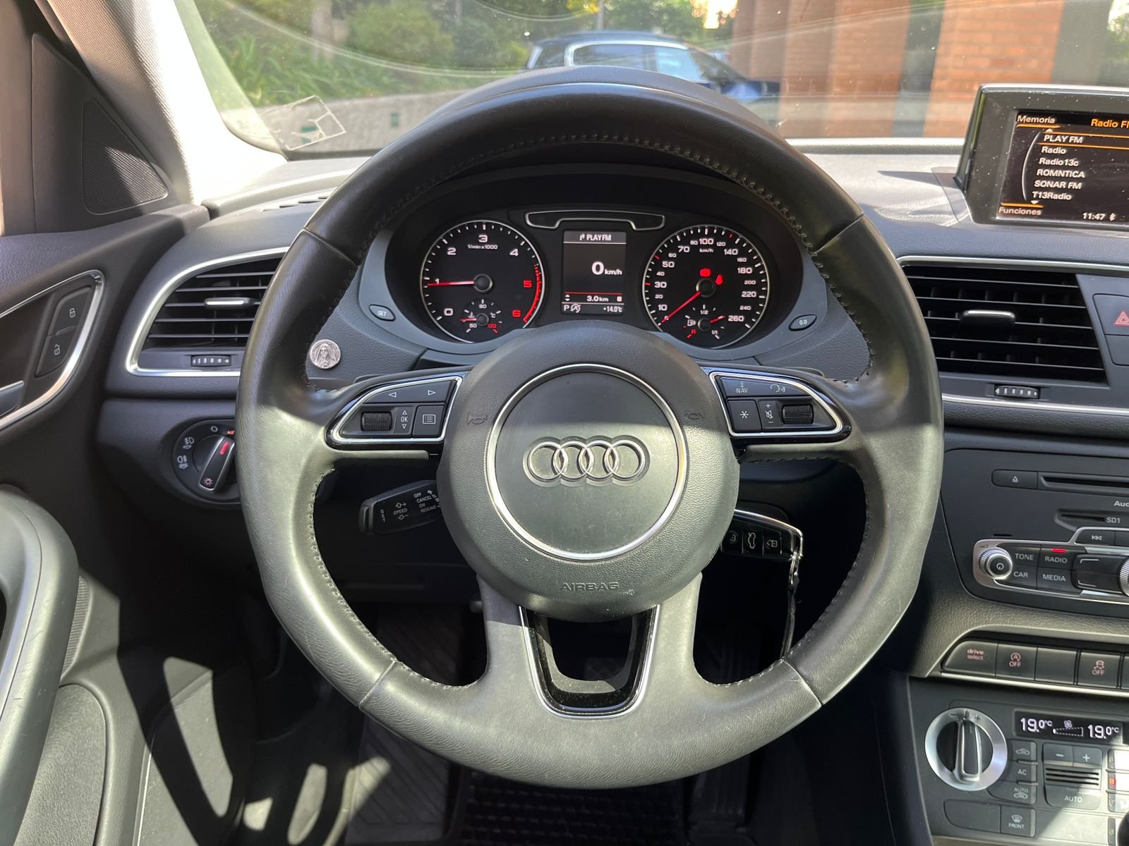 Audi Q3 — foto 13 de 33