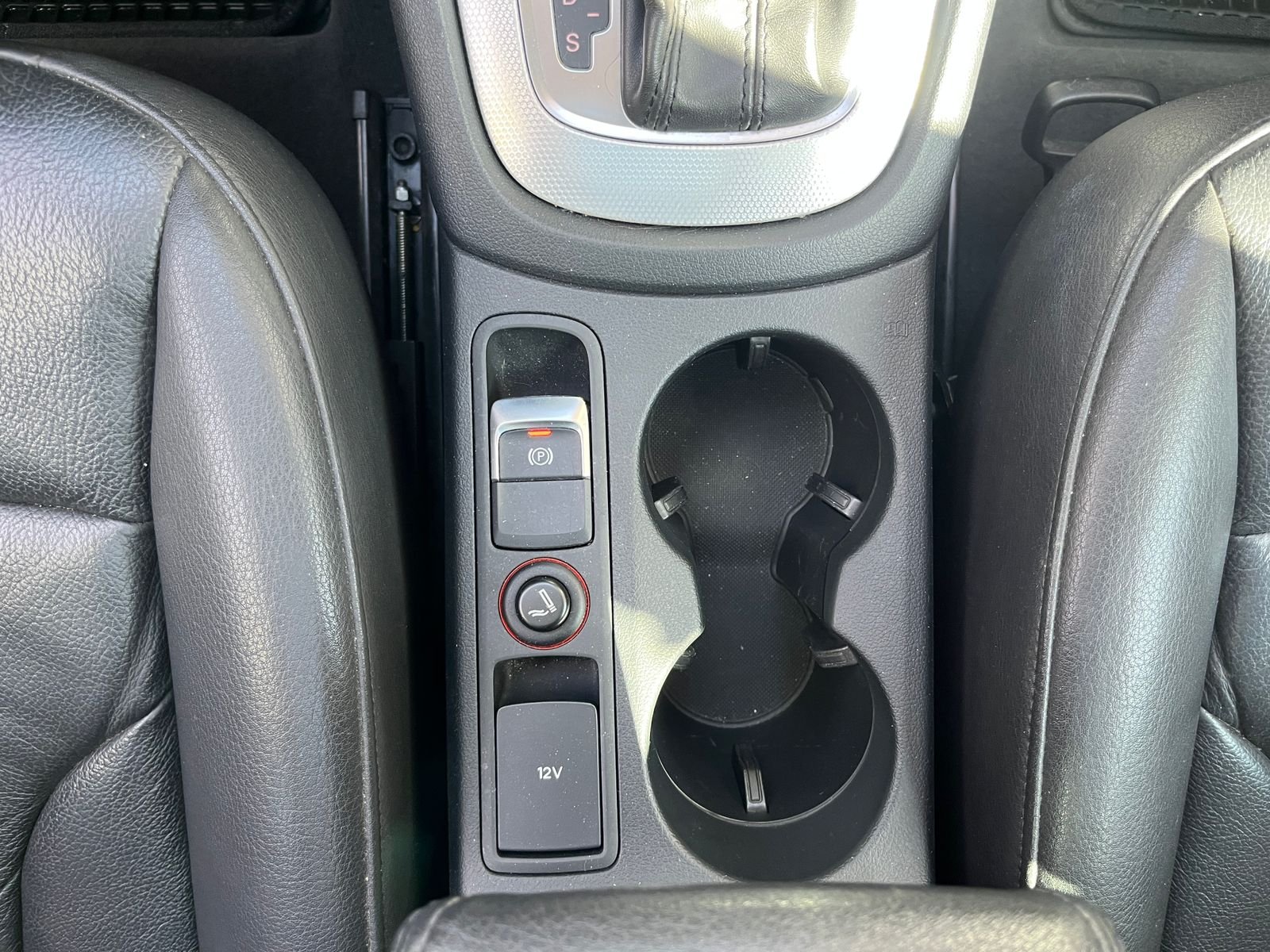 Audi Q3 — foto 17 de 33
