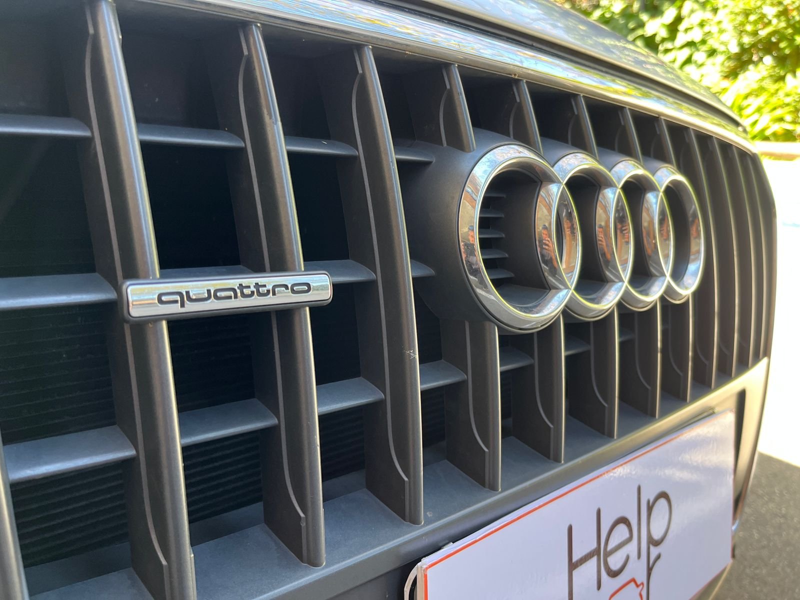 Audi Q3 — foto 28 de 33
