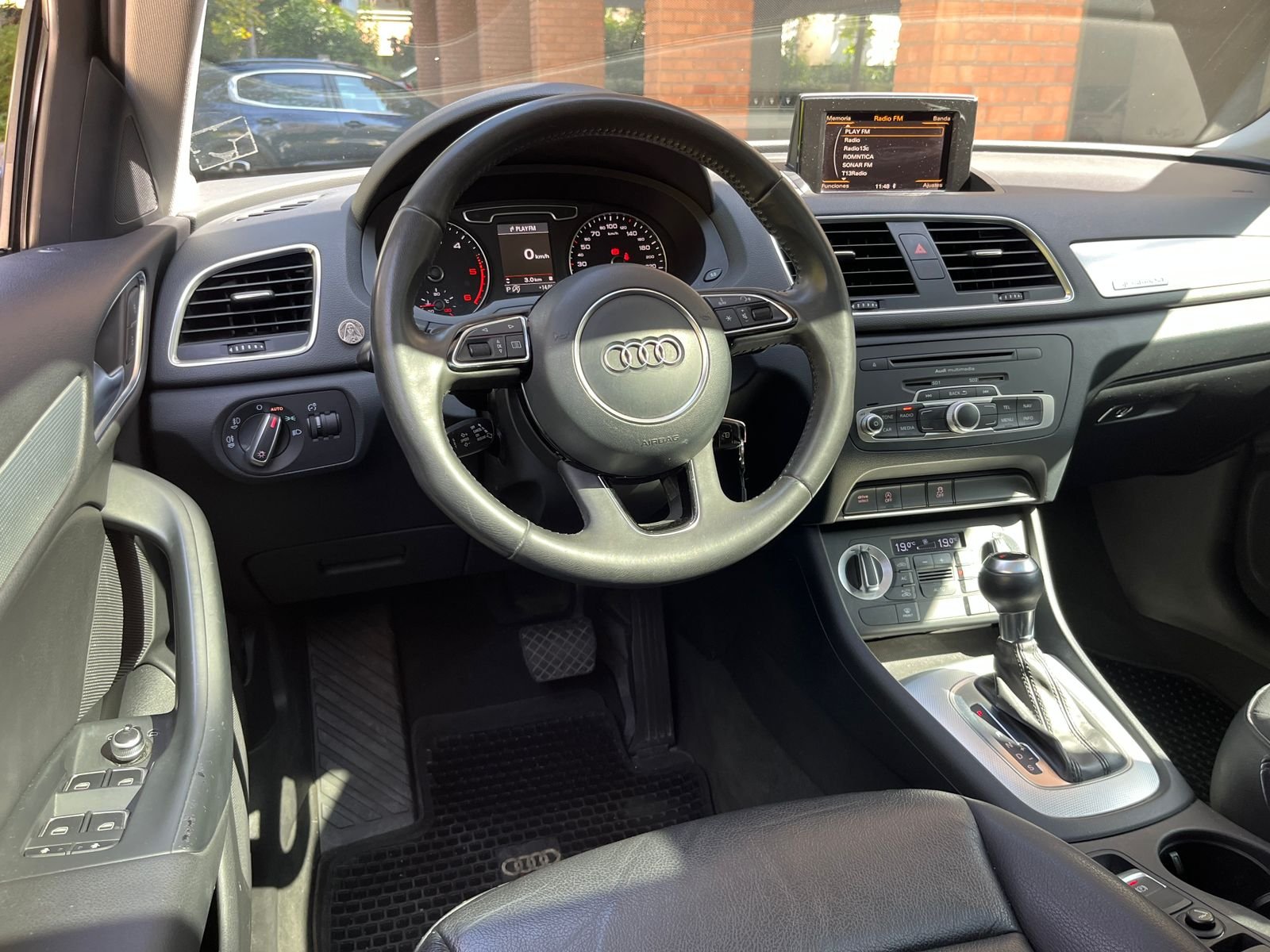 Audi Q3 — foto 31 de 33