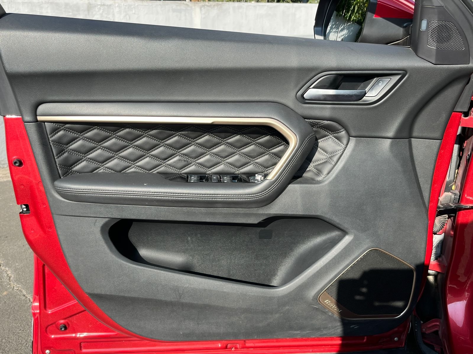 Haval H6 — foto 23 de 33