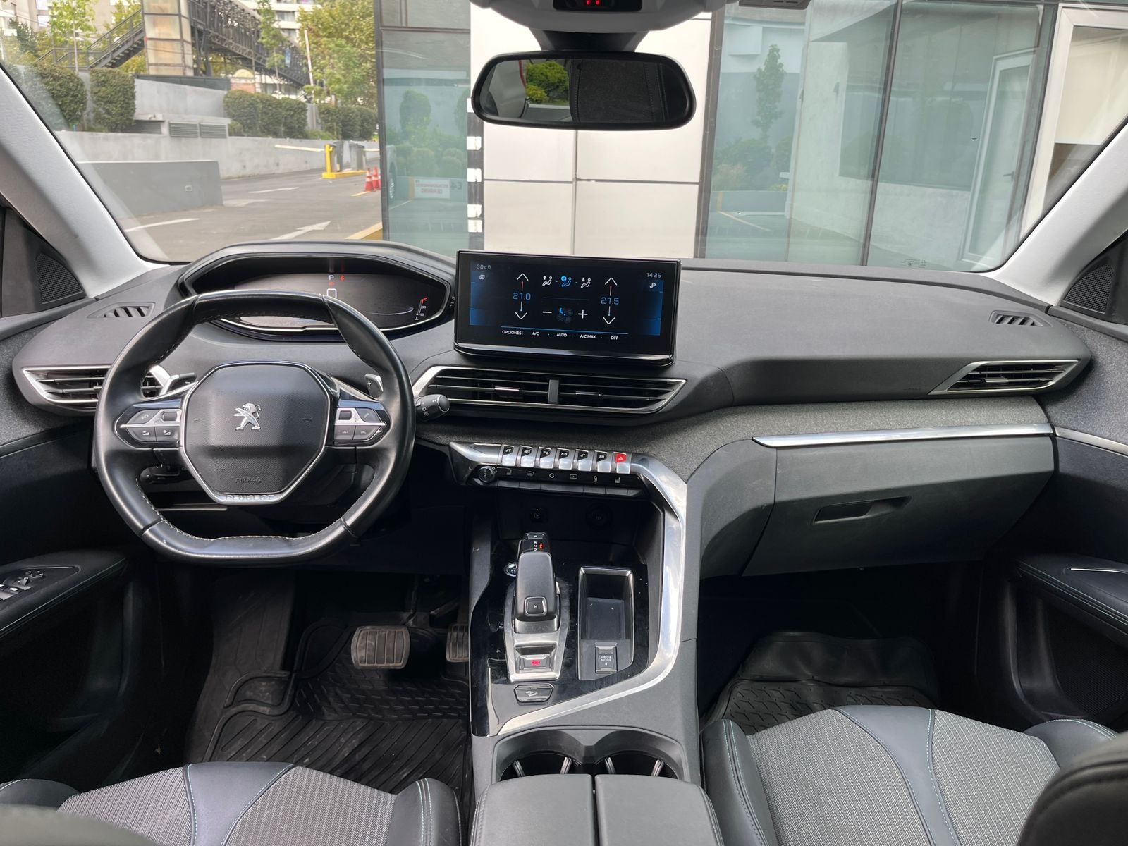 Peugeot 3008 — foto 11 de 29