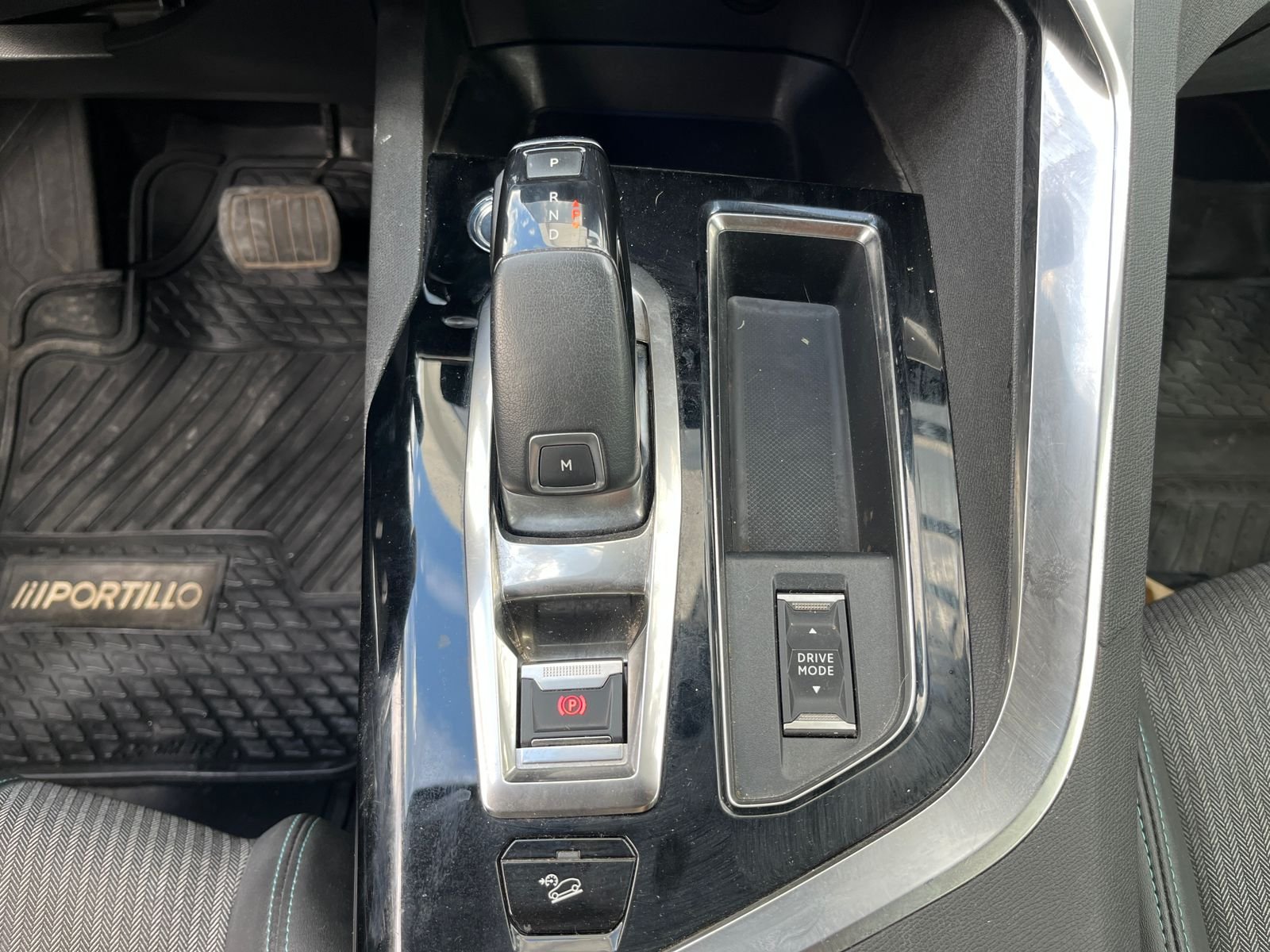 Peugeot 3008 — foto 15 de 29