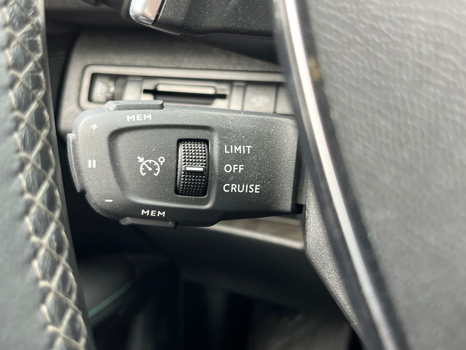 Peugeot 3008 — foto 21 de 29