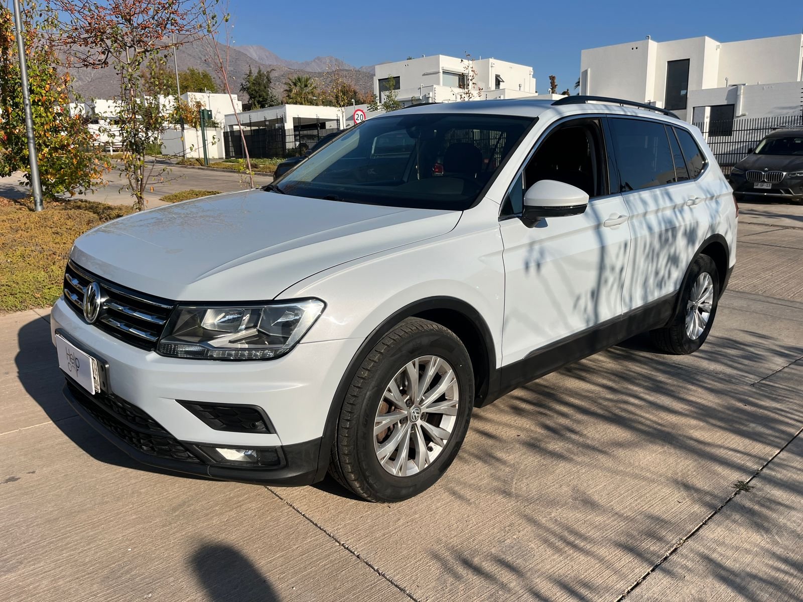 Volkswagen Tiguan — foto 26 de 26