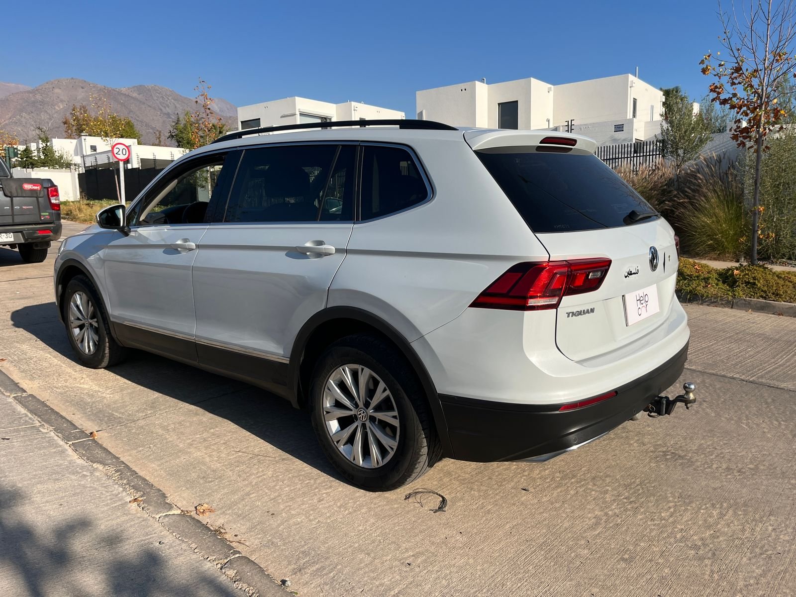 Volkswagen Tiguan — foto 2 de 26