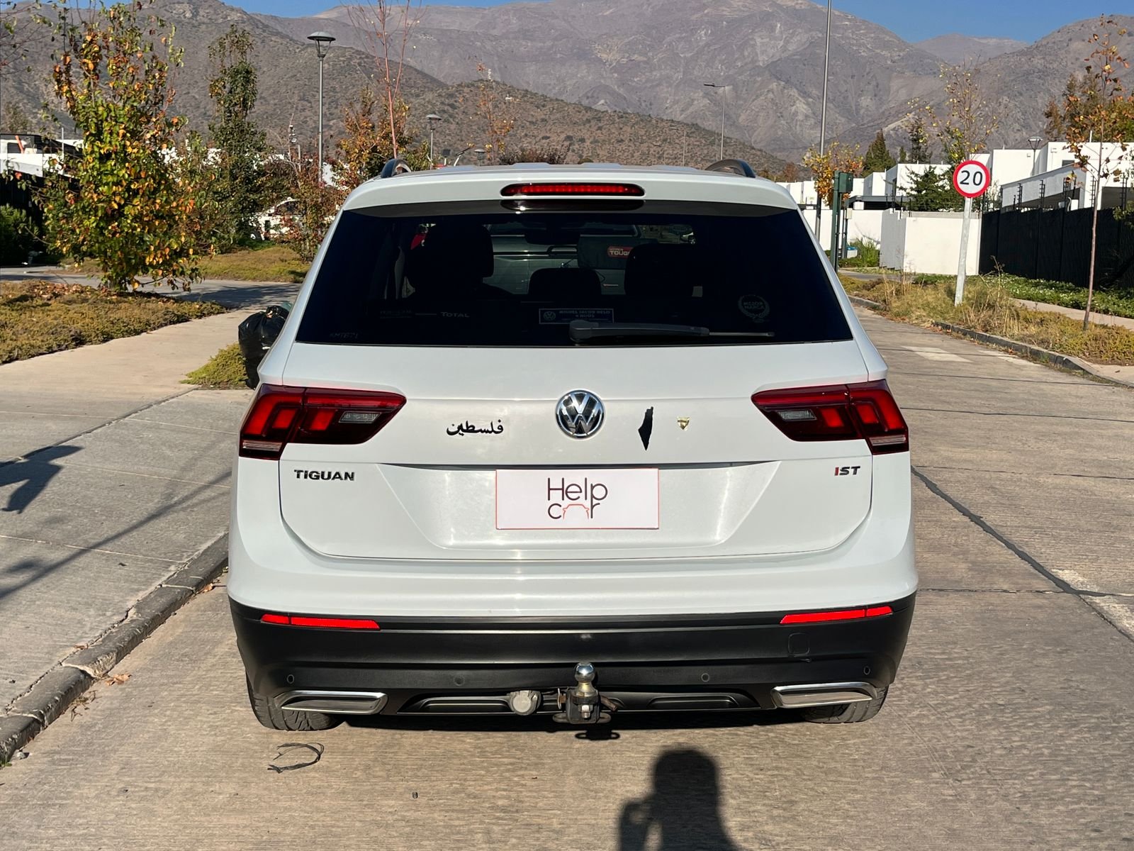Volkswagen Tiguan — foto 3 de 26