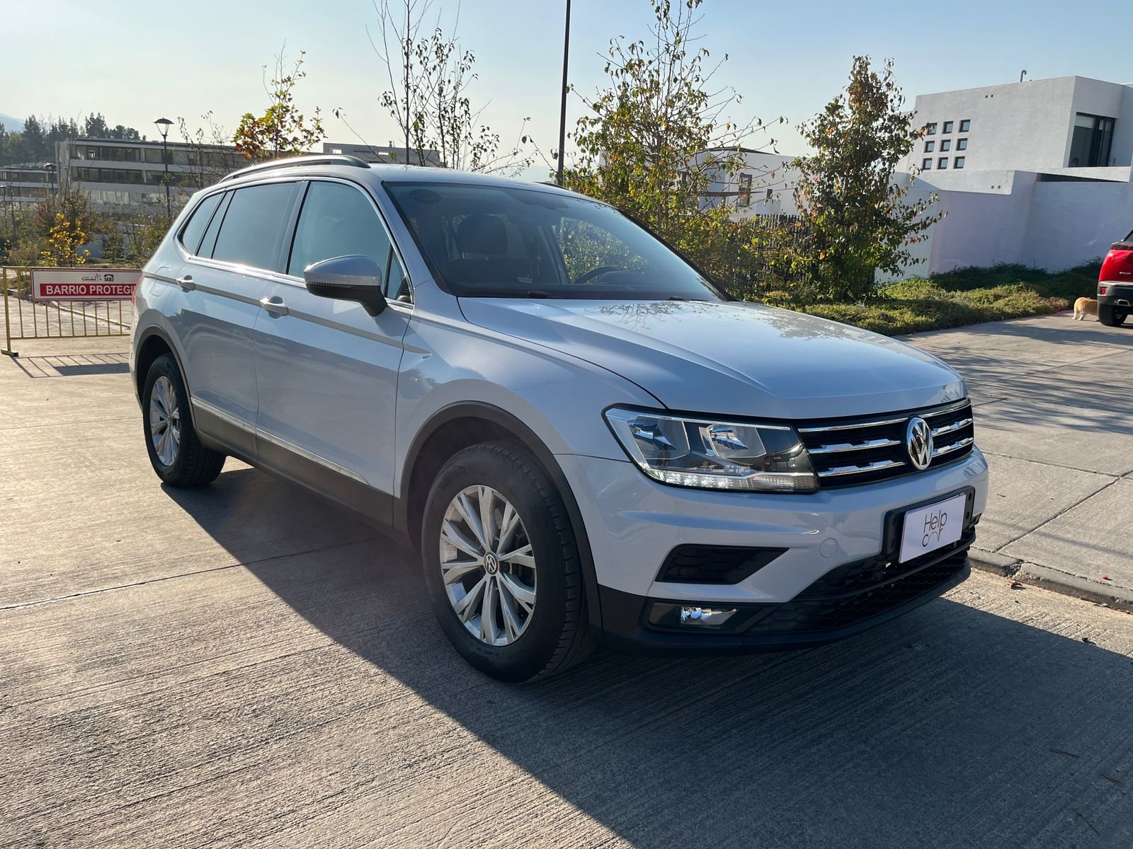 Volkswagen Tiguan — foto 6 de 26