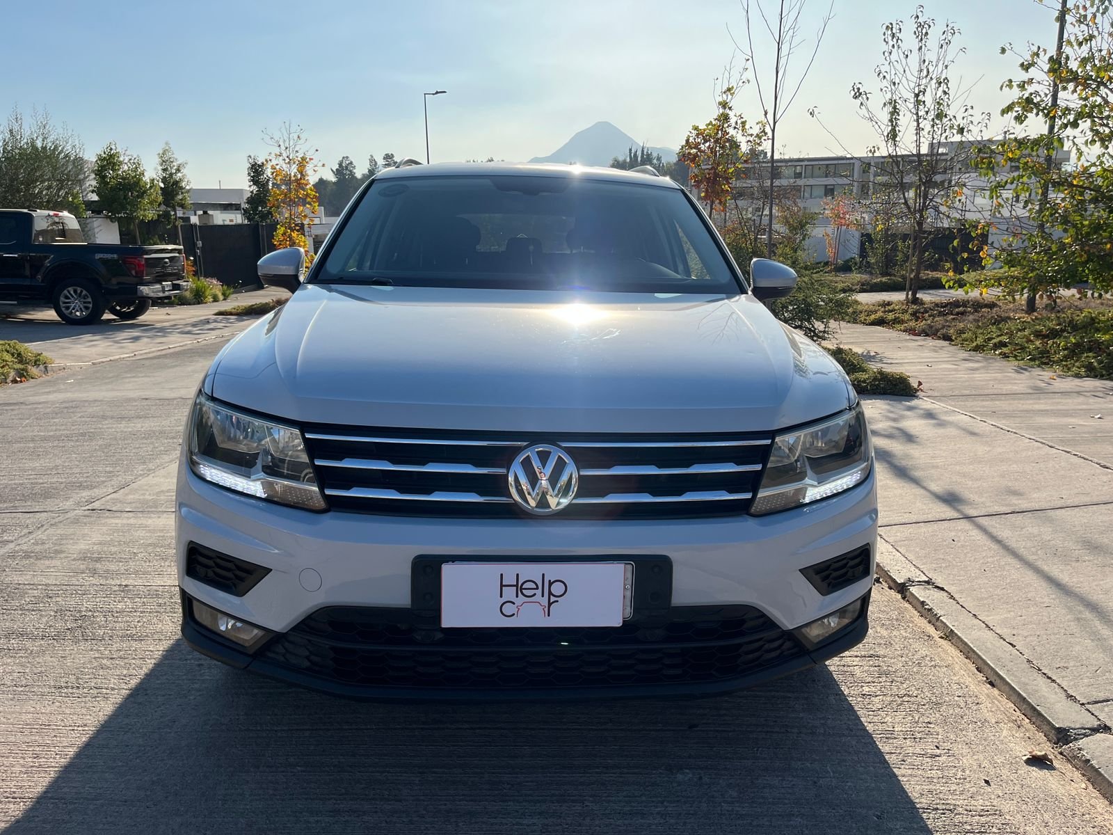 Volkswagen Tiguan — foto 7 de 26