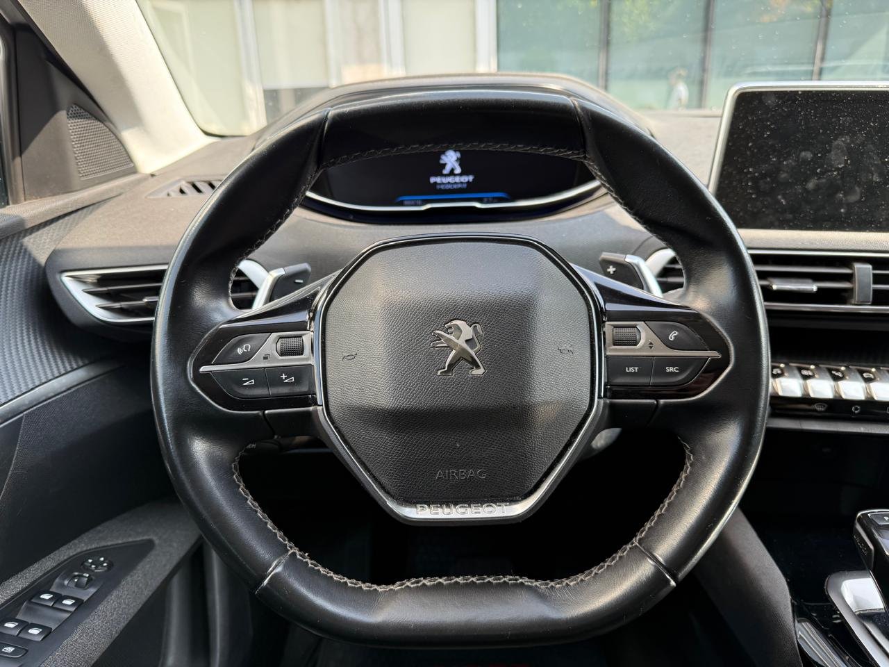 Peugeot 3008 — foto 11 de 22