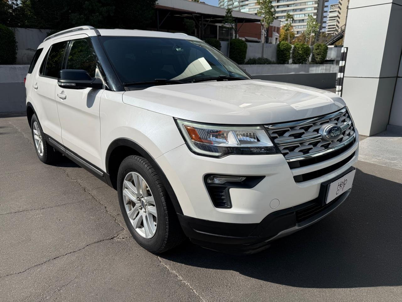 Ford Explorer — foto 6 de 25