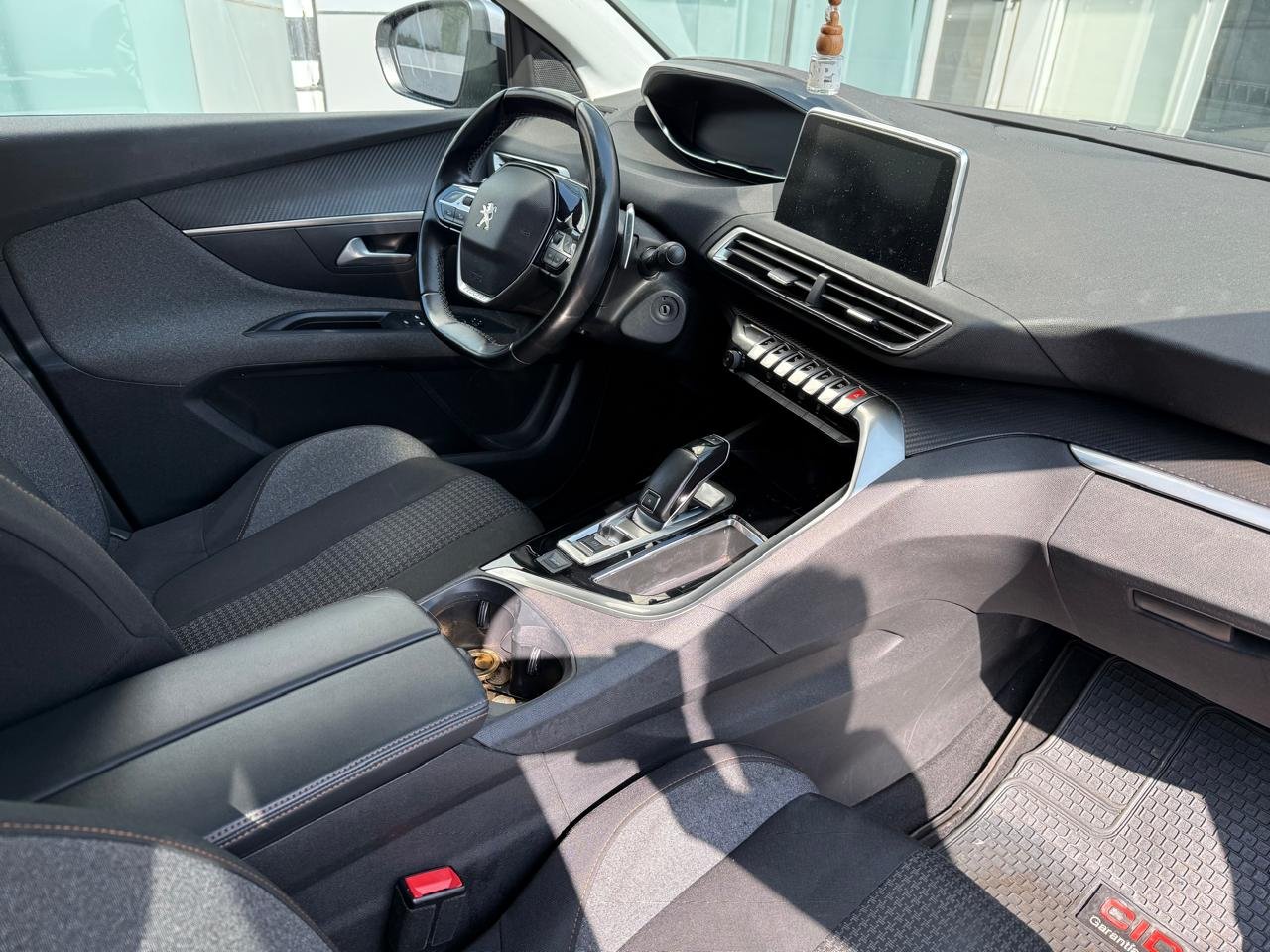 Peugeot 3008 — foto 8 de 22