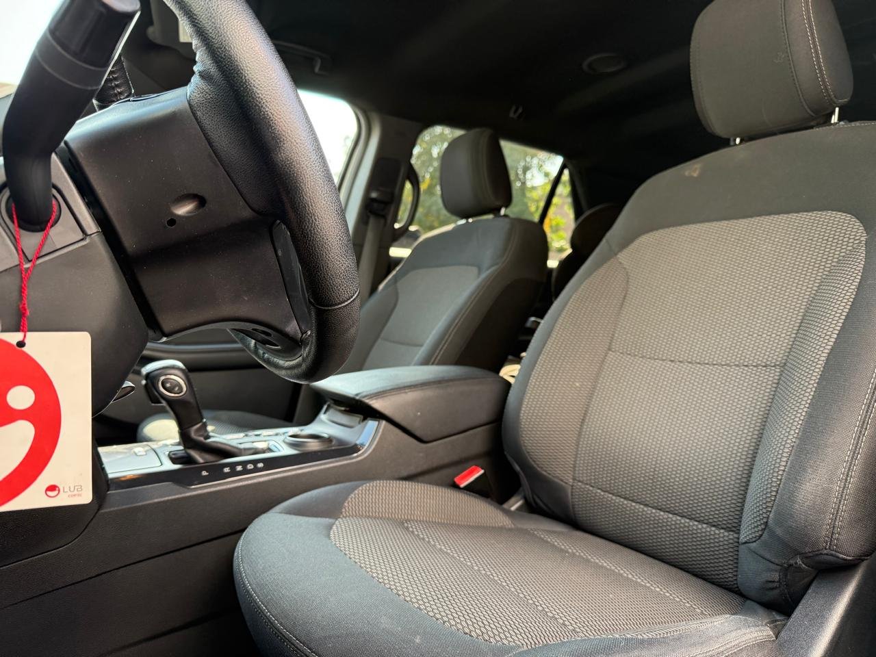 Ford Explorer — foto 8 de 25