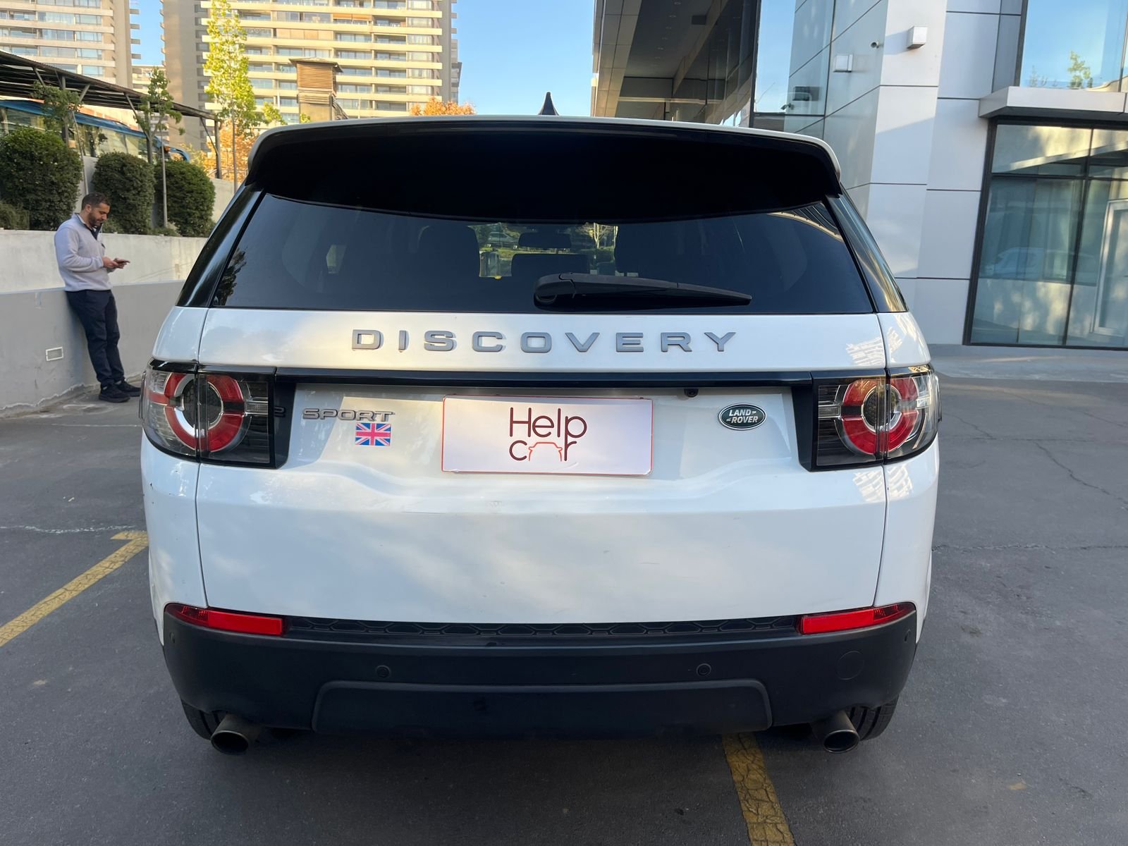 Land Rover Discovery — foto 3 de 28