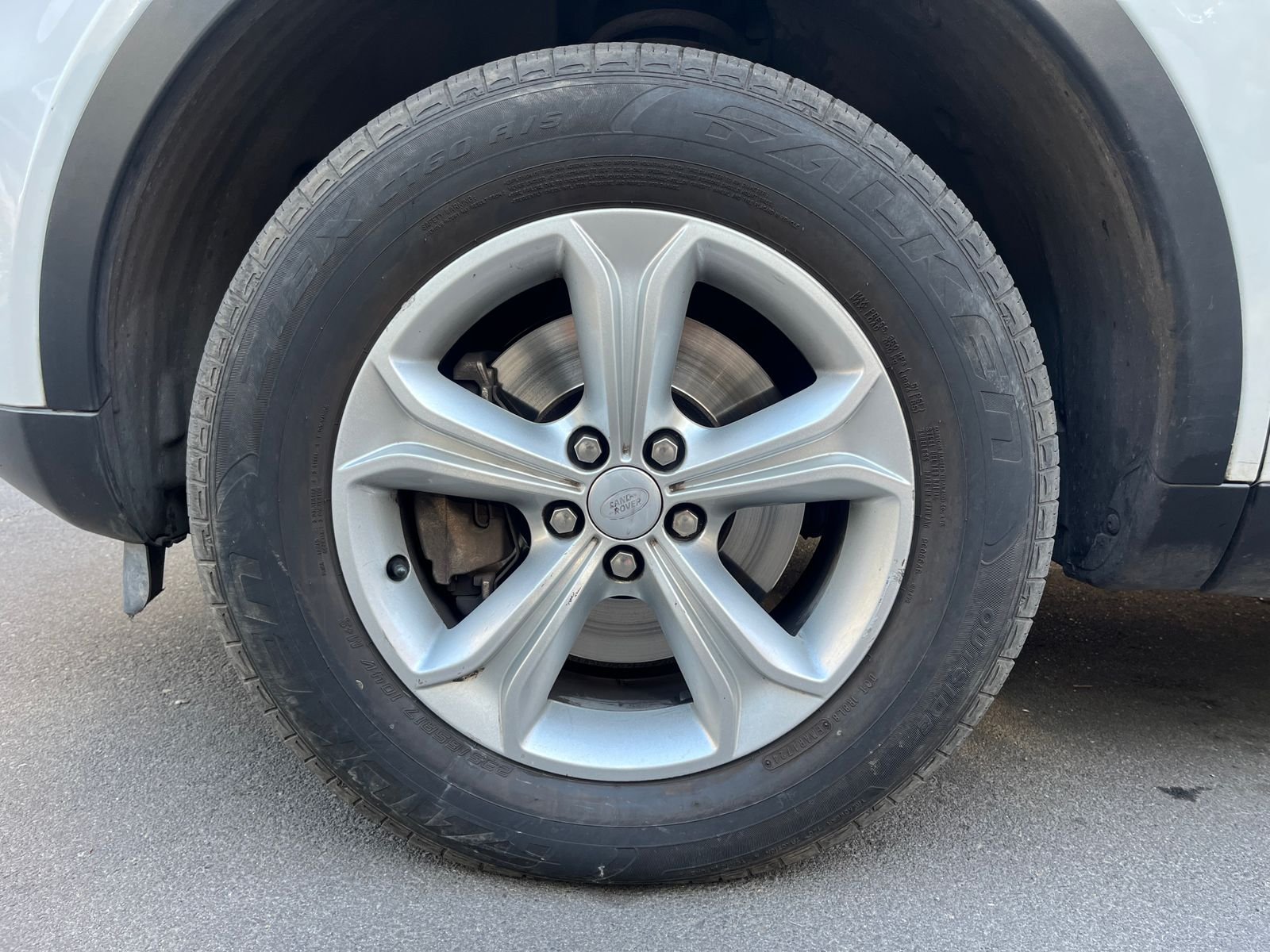 Land Rover Discovery — foto 19 de 28