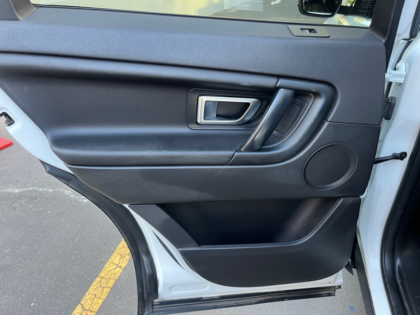 Land Rover Discovery — foto 22 de 28