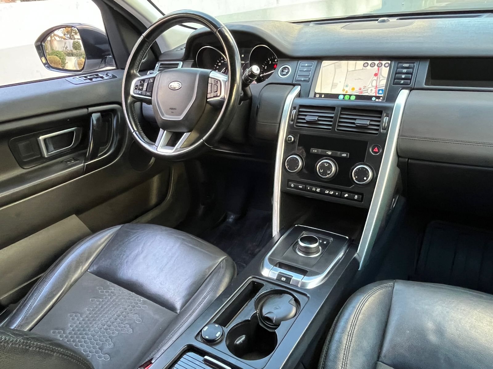 Land Rover Discovery — foto 27 de 28