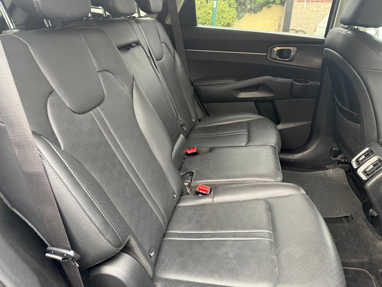 KIA Sorento — foto 19 de 28