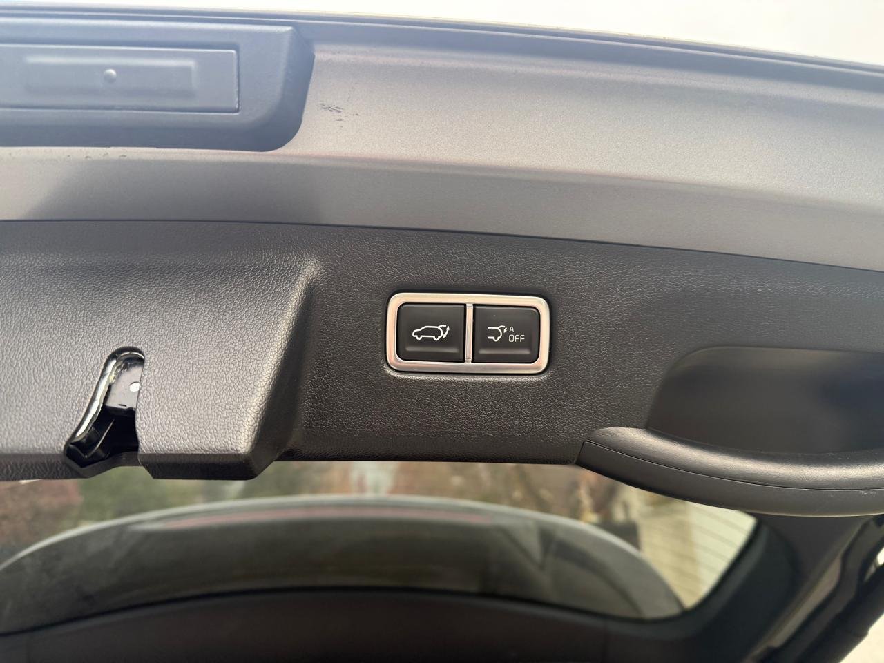 KIA Sorento — foto 21 de 28
