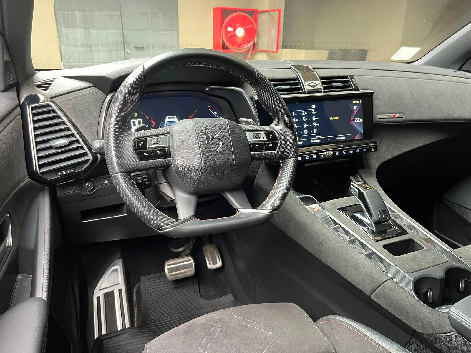 DS 7 Crossback — foto 31 de 32