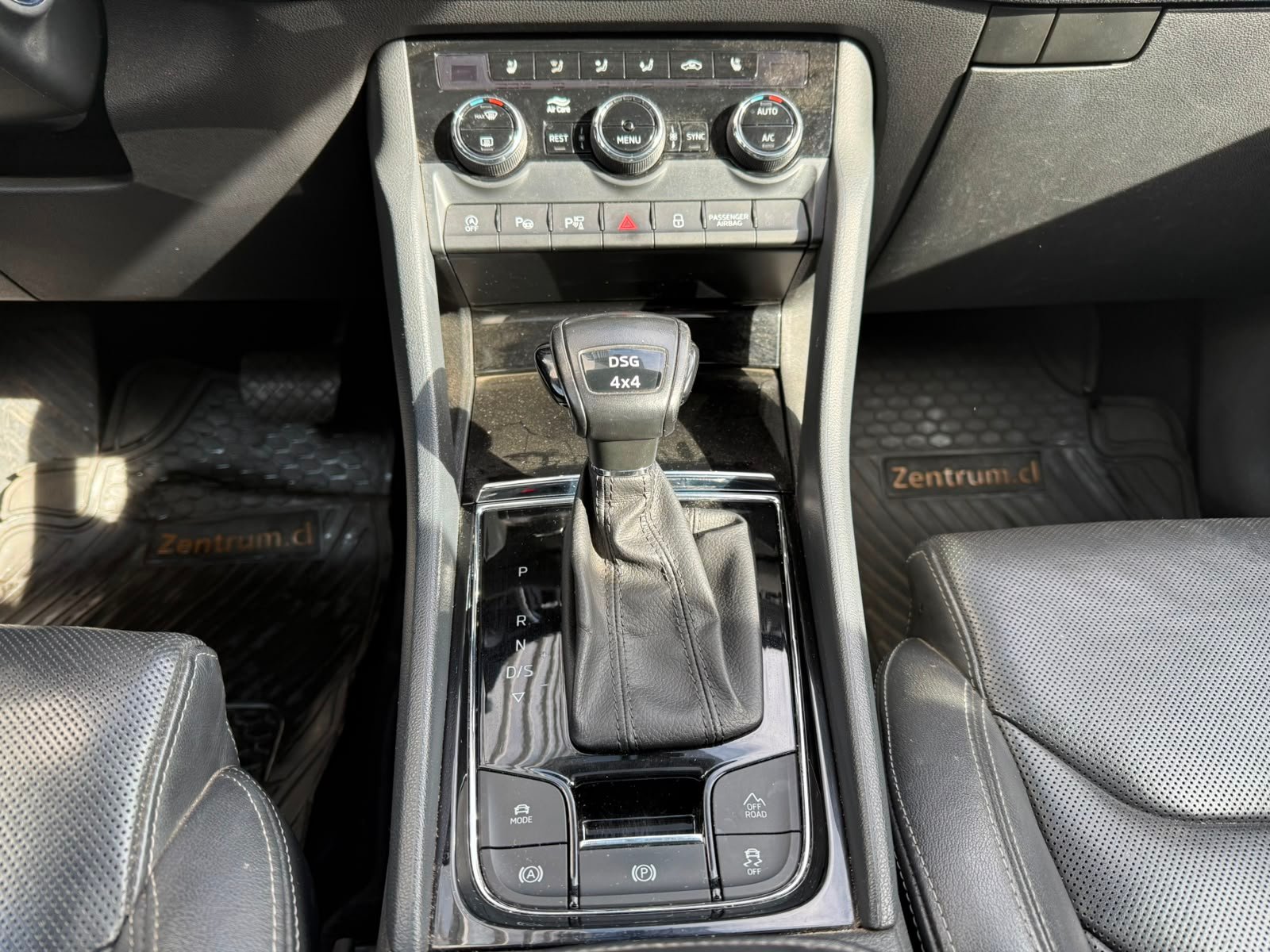 Škoda Kodiaq — foto 16 de 29