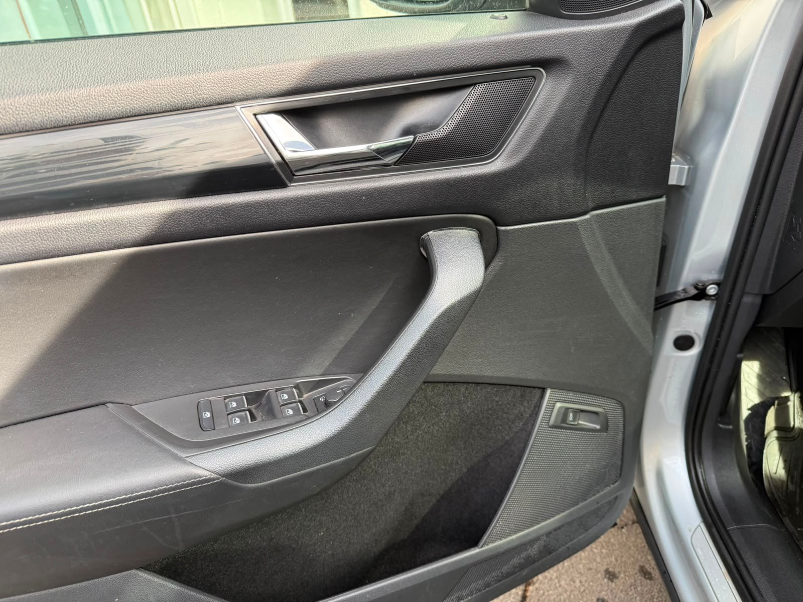 Škoda Kodiaq — foto 17 de 29