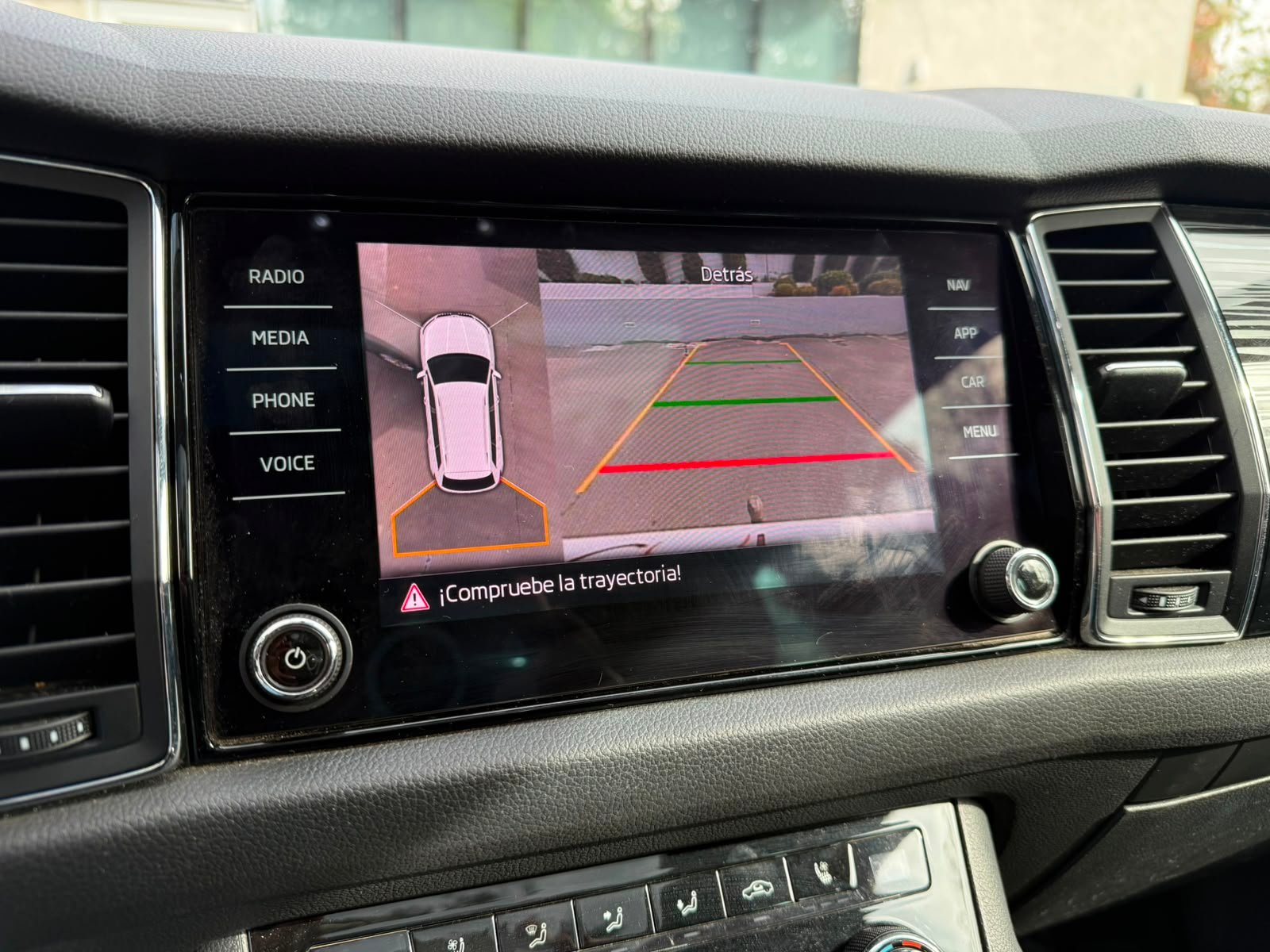 Škoda Kodiaq — foto 25 de 29