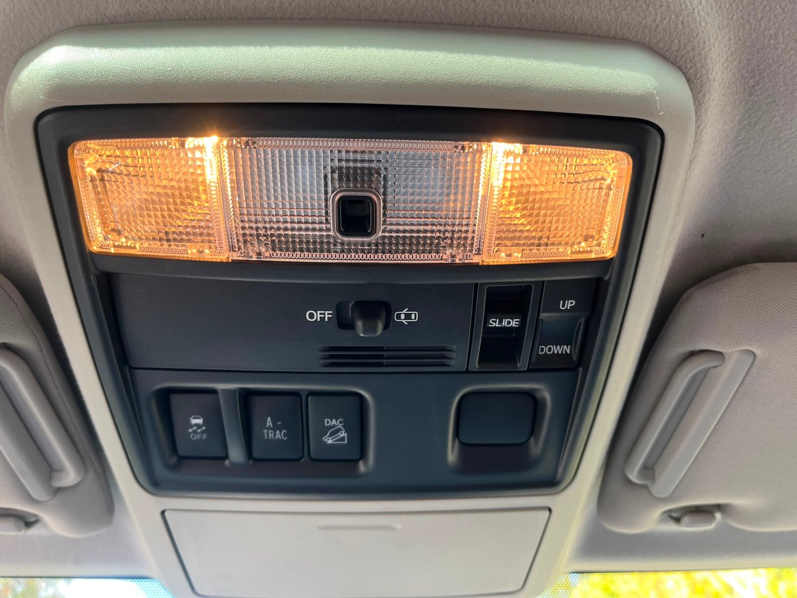 Toyota 4Runner — foto 30 de 33