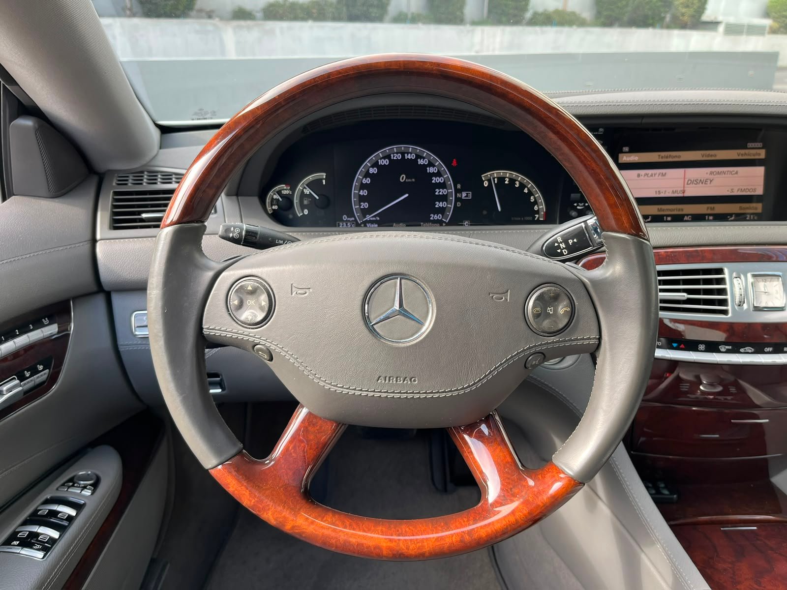 Mercedes-Benz Cl500 — foto 13 de 34