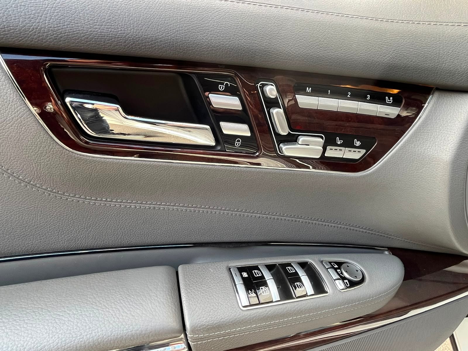 Mercedes-Benz Cl500 — foto 15 de 34