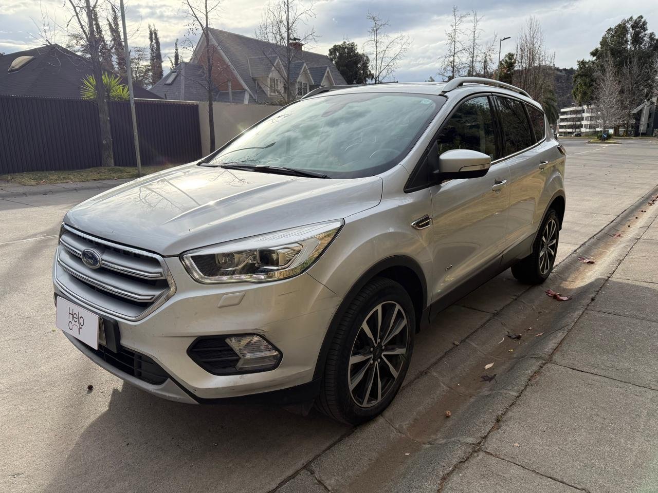 Ford Escape — foto 28 de 28