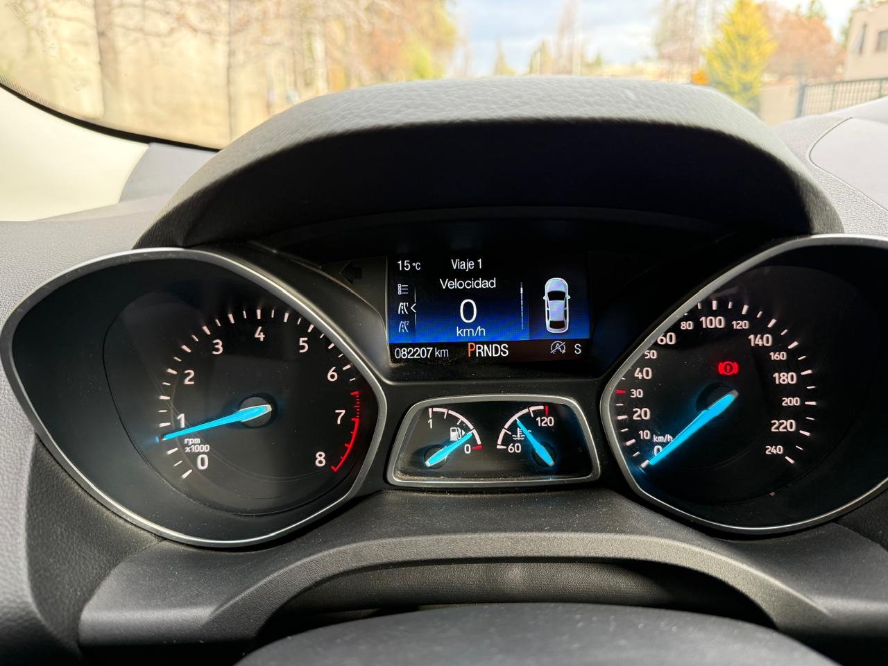 Ford Escape — foto 11 de 28